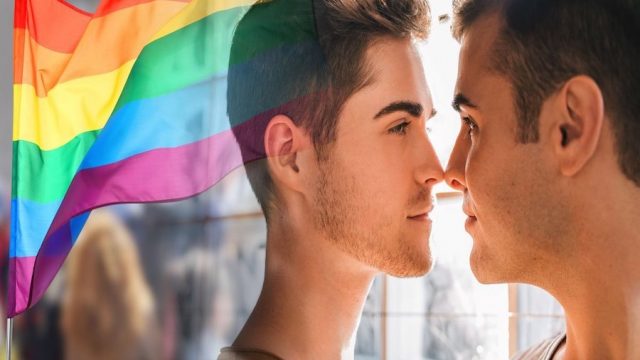Rompiendo tabúes: los nuevos adolescentes son cada vez más queer